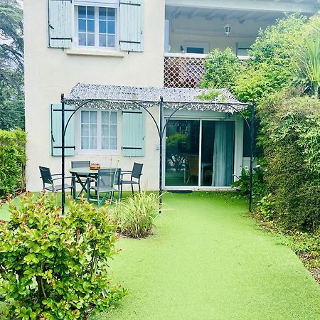 Mas Saint-Ange Bed and Breakfast Lunel  Buitenkant foto