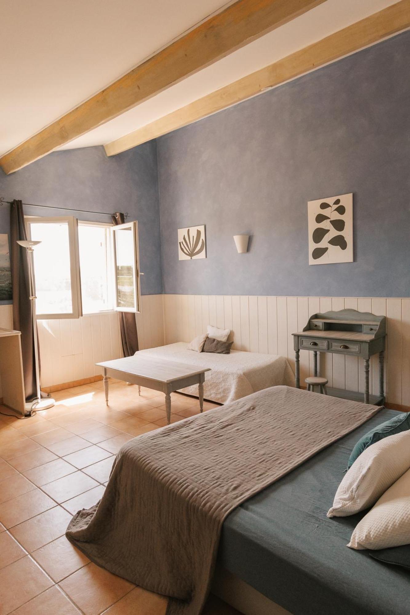 Mas Saint-Ange Bed and Breakfast Lunel  Buitenkant foto