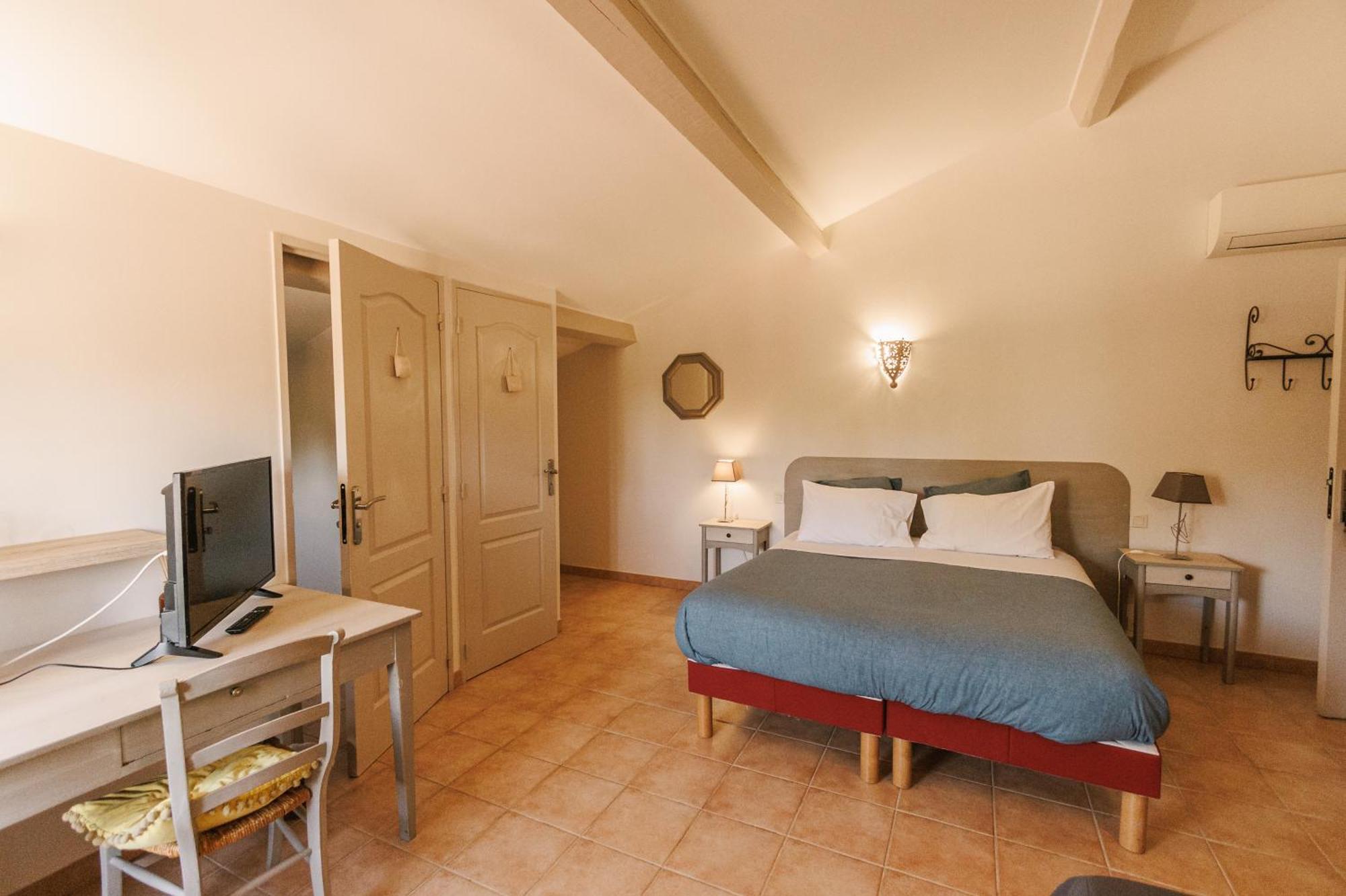 Mas Saint-Ange Bed and Breakfast Lunel  Buitenkant foto