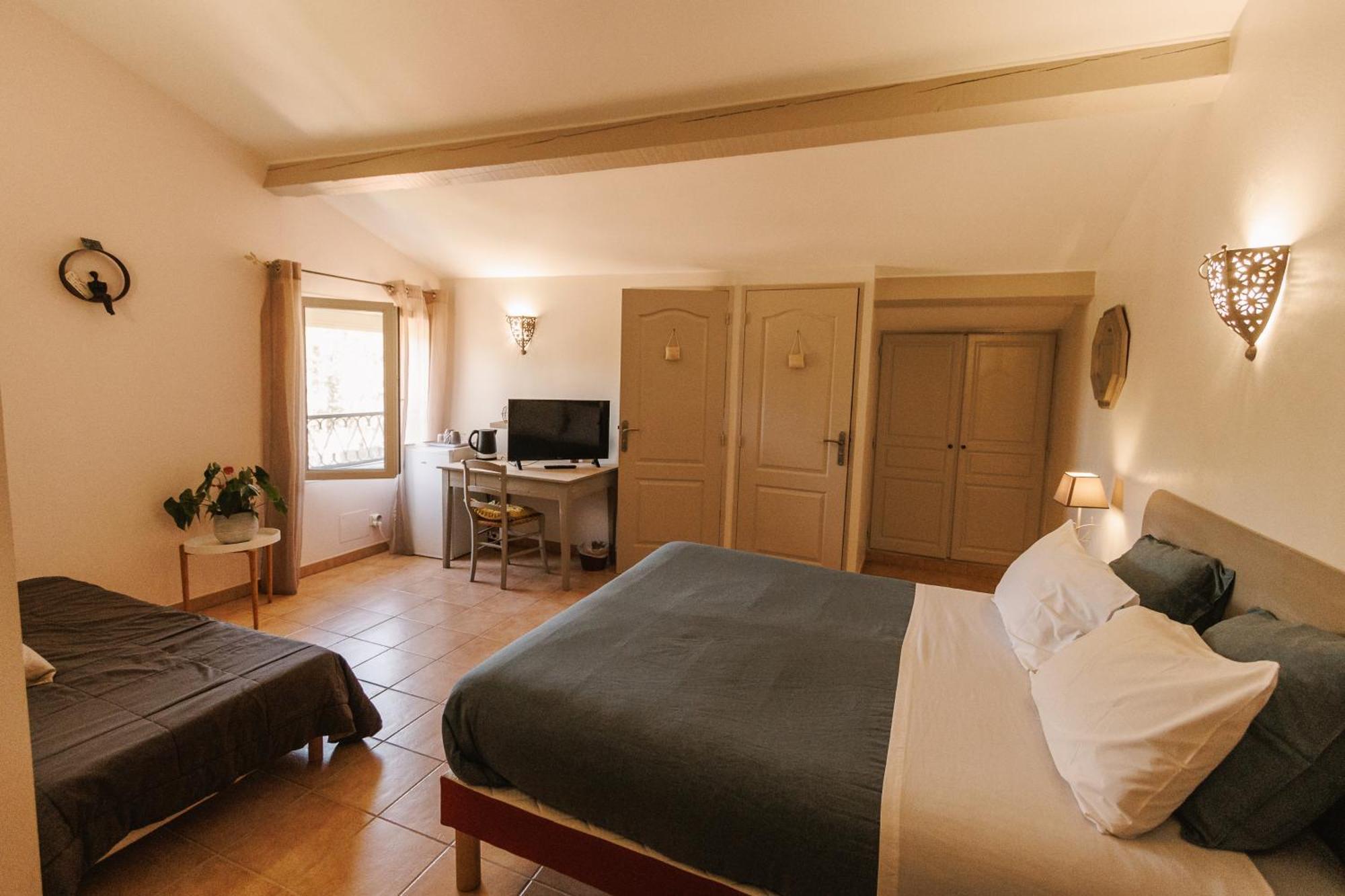 Mas Saint-Ange Bed and Breakfast Lunel  Buitenkant foto