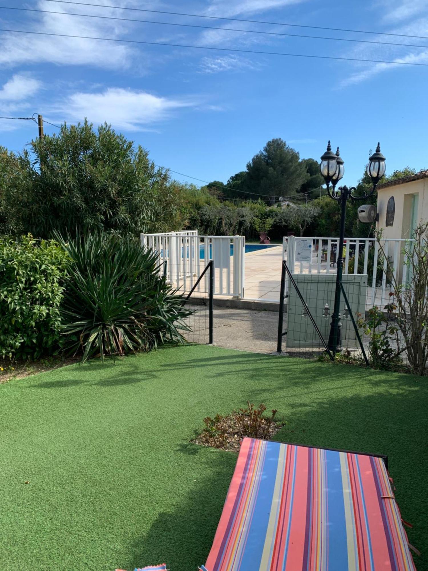 Mas Saint-Ange Bed and Breakfast Lunel  Buitenkant foto